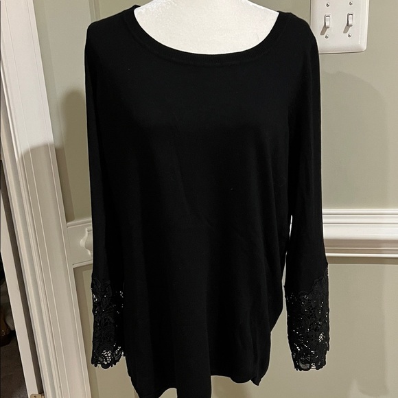 Neiman Marcus EUC Black Sweater with Lace Cuffs